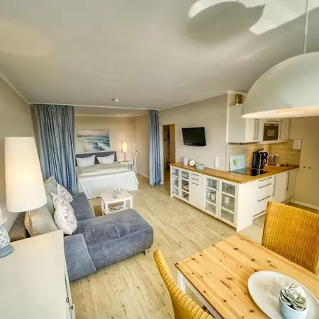 - Haus L, App 0l0811 * Heiligenhafen